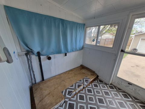 Tiny photo for 1409 Main Street, Vincennes, IN 47591 (MLS # 202613617)