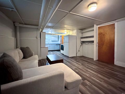 Tiny photo for 1118 College Avenue, Huntington, IN 46750 (MLS # 202612497)