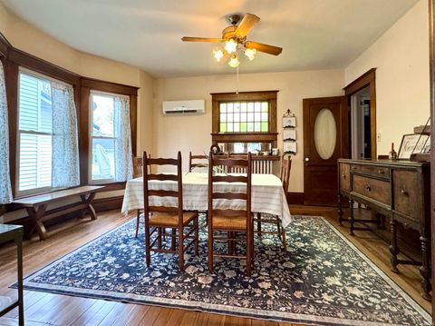 Tiny photo for 1118 College Avenue, Huntington, IN 46750 (MLS # 202612497)