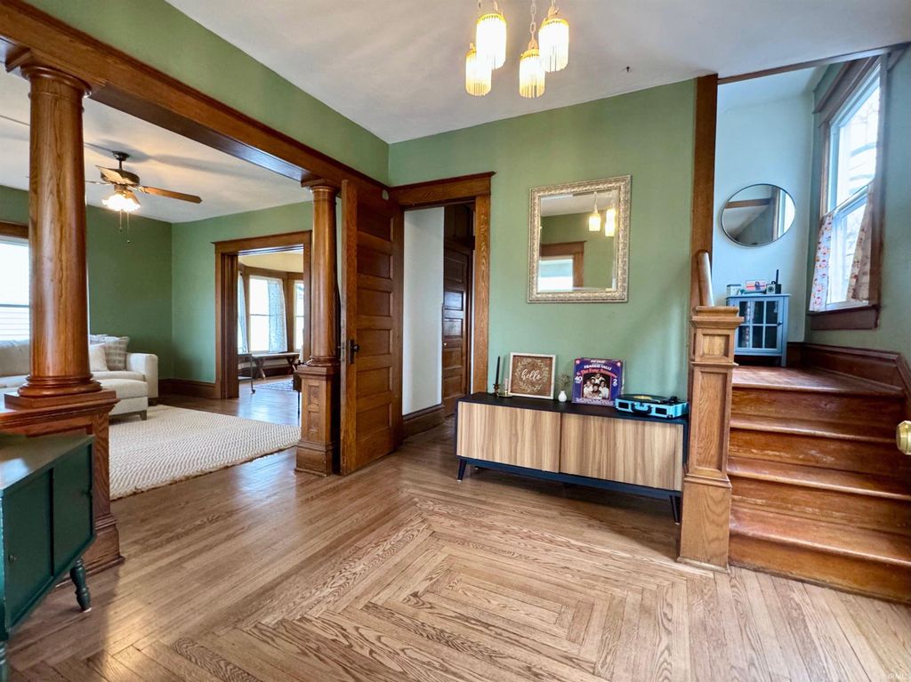 Photo of 1118 College Avenue, Huntington, IN 46750 (MLS # 202612497)