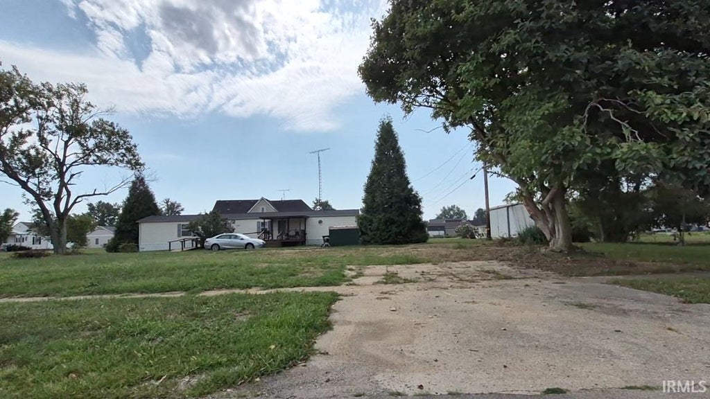 Photo of 490 NE 10th Street, Linton, IN 47441 (MLS # 202639836)