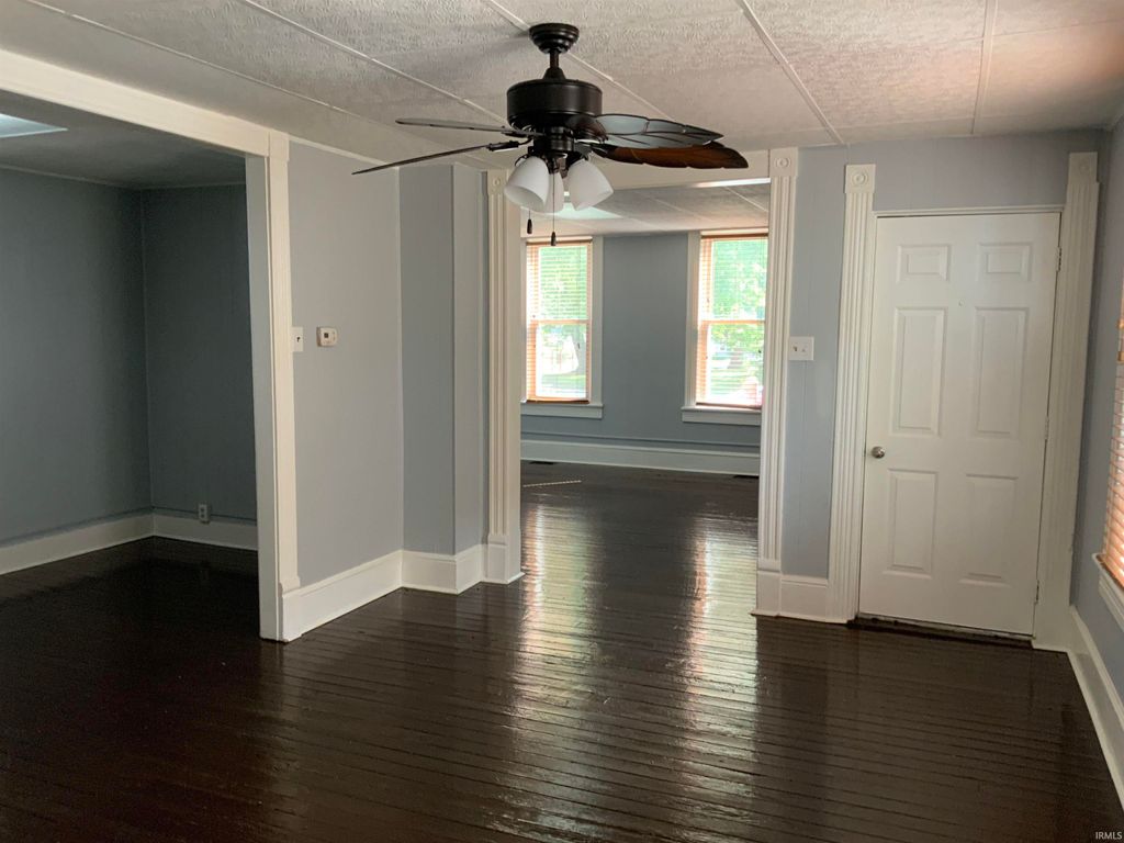 Photo of 1419 Summit Street, Fort Wayne, IN 46803 (MLS # 202537927)