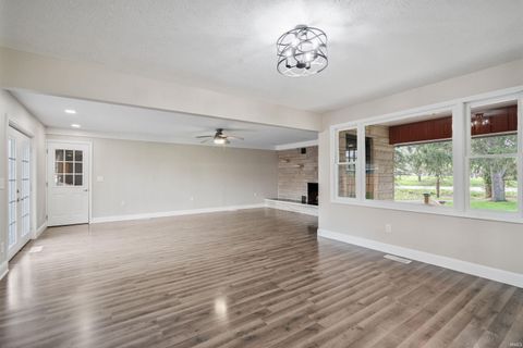 Tiny photo for 2326 S Businiess 31, Peru, IN 46970 (MLS # 202613588)