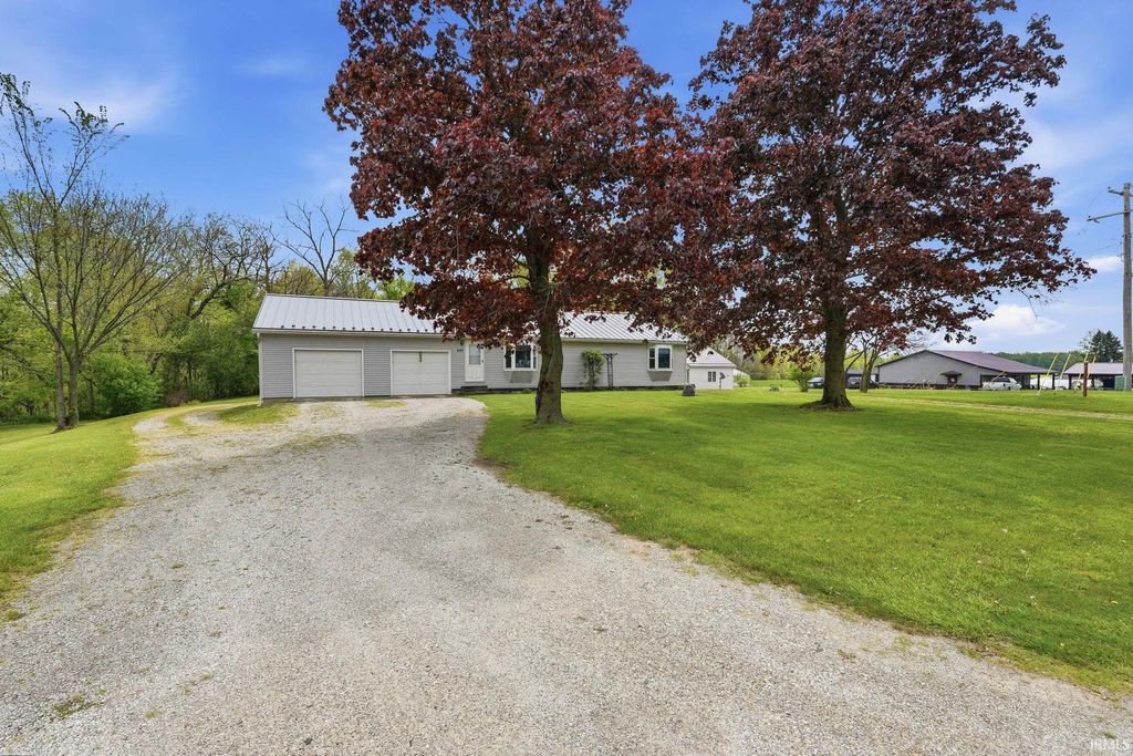 Photo of 875 Kelly Street, Rome City, IN 46784 (MLS # 202617384)