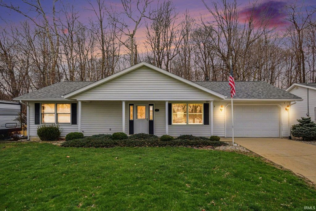 Photo of 9451 S Amanda Drive, Claypool, IN 46510 (MLS # 202610469)