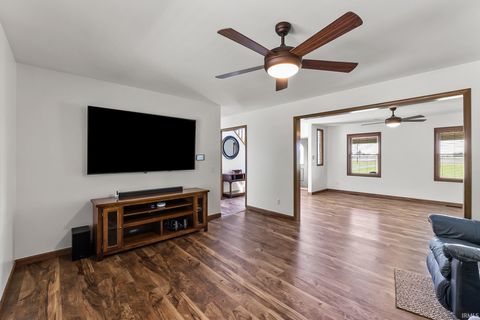 Tiny photo for 5858 N 600 E Road, Craigville, IN 46731 (MLS # 202617811)