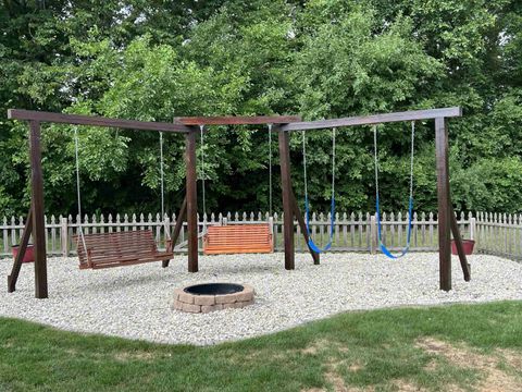 Tiny photo for 5858 N 600 E Road, Craigville, IN 46731 (MLS # 202617811)