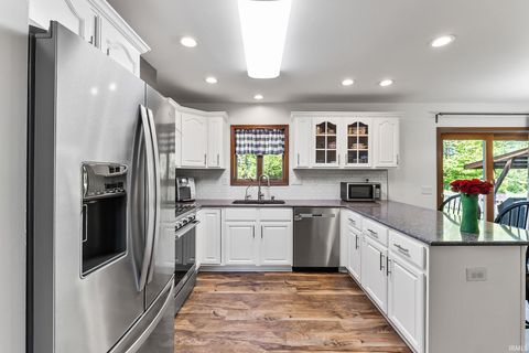 Tiny photo for 5858 N 600 E Road, Craigville, IN 46731 (MLS # 202617811)