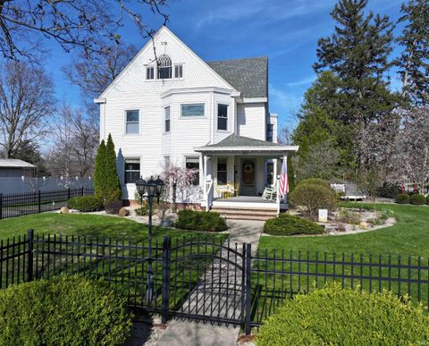 Tiny photo for 417 S Riverside Drive, Winamac, IN 46996 (MLS # 202611841)