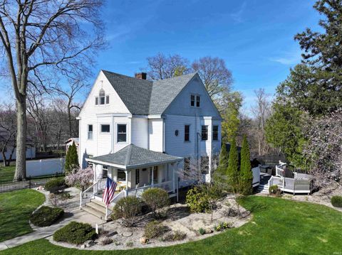 Photo of 417 S Riverside Drive, Winamac, IN 46996 (MLS # 202611841)