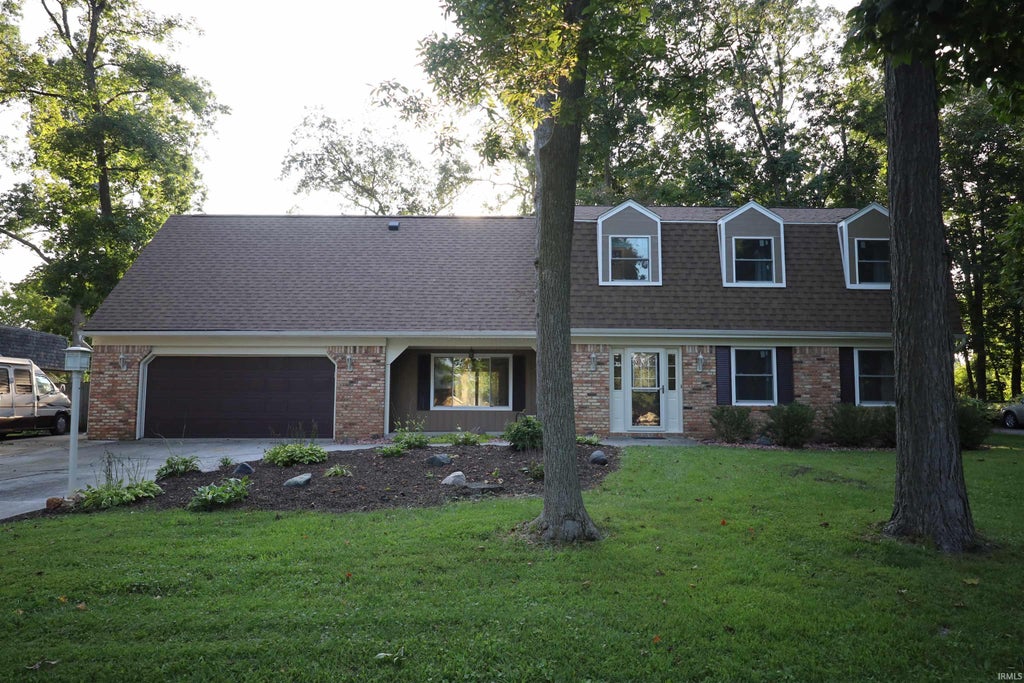 Photo of 5136 Wapiti Drive, Fort Wayne, IN 46804 (MLS # 202636309)