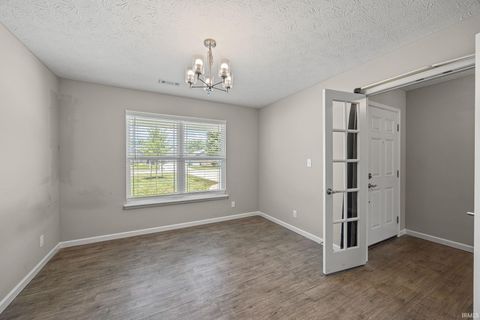 Tiny photo for 1125 Robin Court, Greentown, IN 46936 (MLS # 202528984)