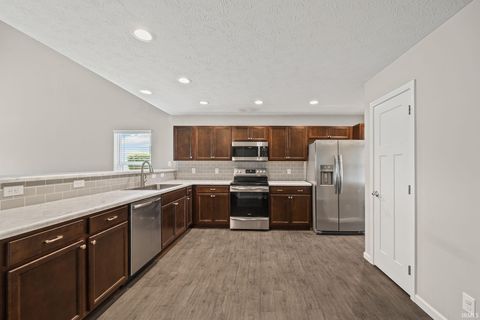 Tiny photo for 1125 Robin Court, Greentown, IN 46936 (MLS # 202528984)