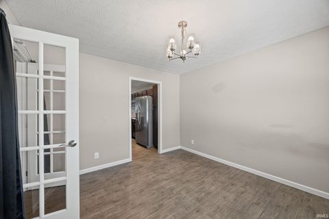 Tiny photo for 1125 Robin Court, Greentown, IN 46936 (MLS # 202528984)