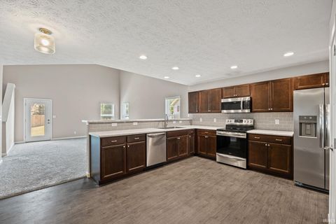 Tiny photo for 1125 Robin Court, Greentown, IN 46936 (MLS # 202528984)