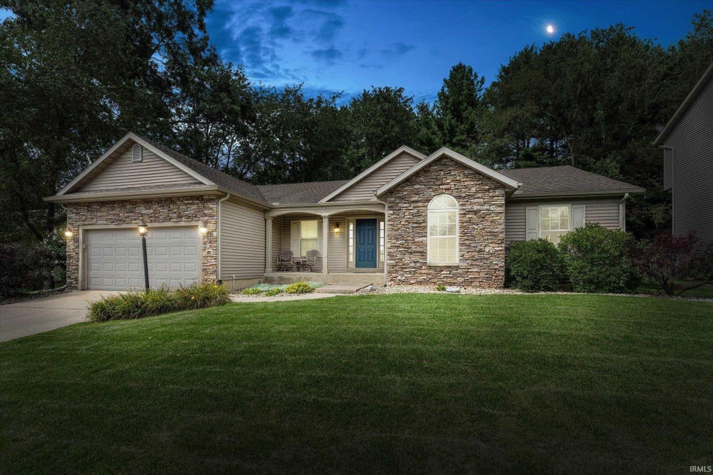Photo of 25603 Rolling Hills Drive, South Bend, IN 46628 (MLS # 202634209)