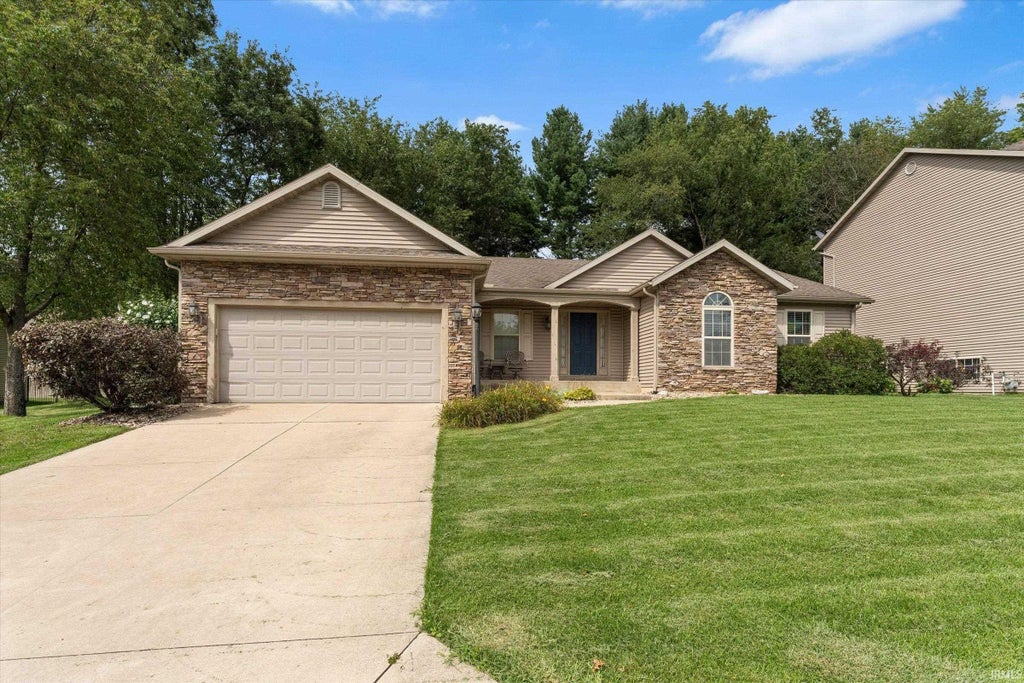 Photo of 25603 Rolling Hills Drive, South Bend, IN 46628 (MLS # 202634209)
