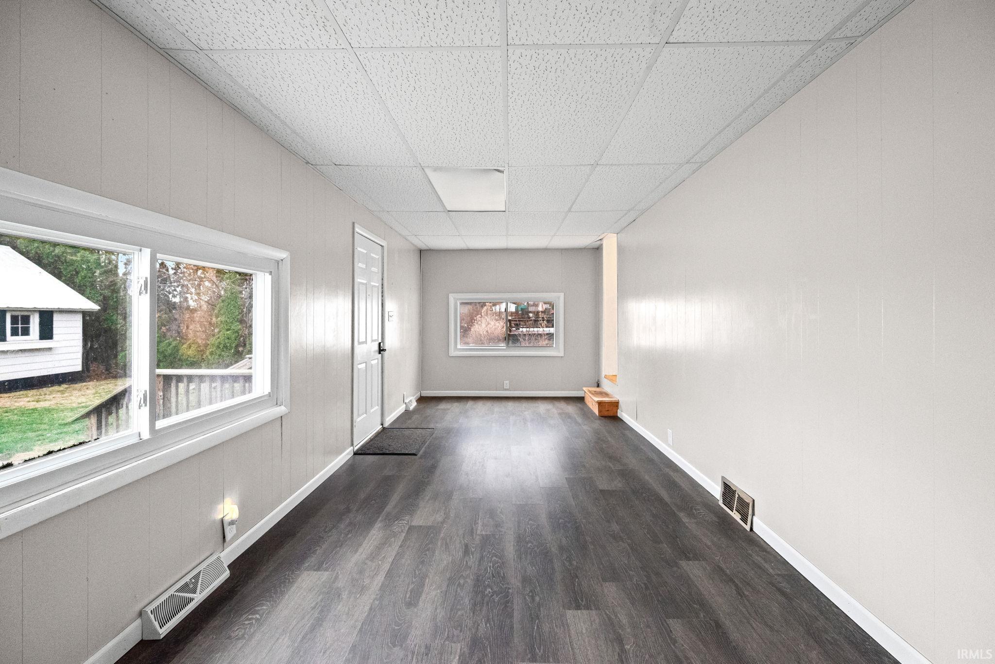 Mulberry, Indiana 46058, United States, 3 Bedrooms Bedrooms, ,3 BathroomsBathrooms,Residential,Active,255169