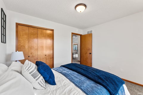 Tiny photo for 5334 Goldfinch Lane, Fort Wayne, IN 46818 (MLS # 202641934)