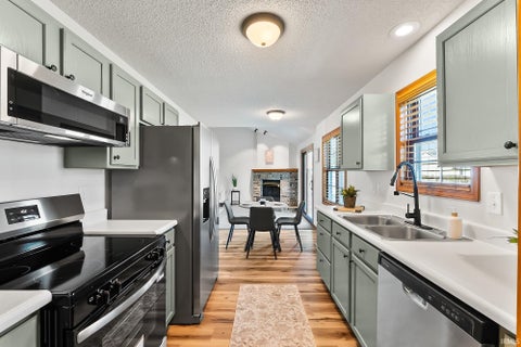 Tiny photo for 5334 Goldfinch Lane, Fort Wayne, IN 46818 (MLS # 202641934)