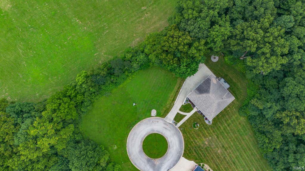 Photo of 409 Crooked Stick Drive, Bedford, IN 47421 (MLS # 202627797)