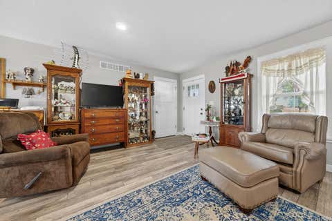 Tiny photo for 7952 S State Road 25, Rochester, IN 46975 (MLS # 202627683)