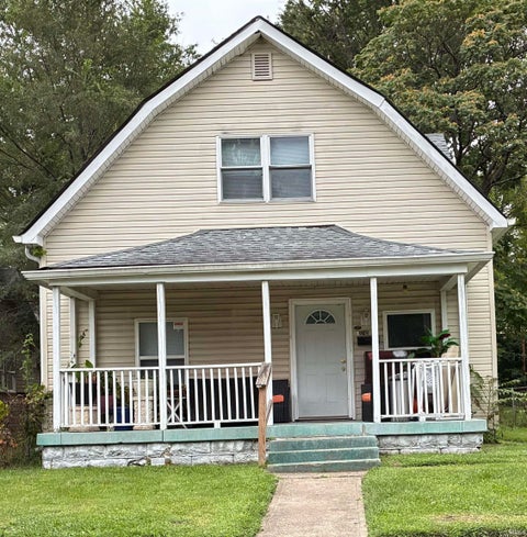 Photo of 135 S Wabash Street, Peru, IN 46970 (MLS # 202638096)