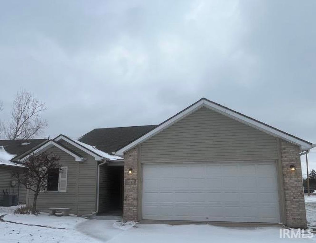 Photo of 6823 Creekwood Trail, Fort Wayne, IN 46835 (MLS # 202600187)