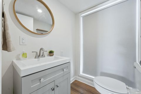 Tiny photo for 410 E 7th Street, Auburn, IN 46706 (MLS # 202618446)