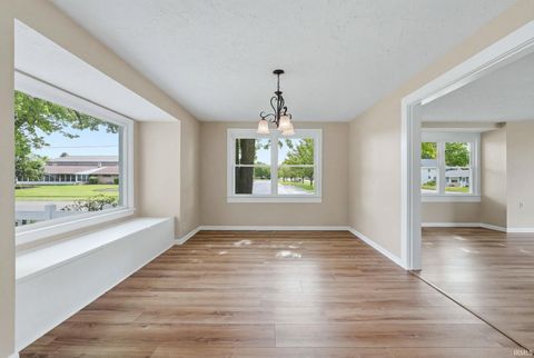 Tiny photo for 410 E 7th Street, Auburn, IN 46706 (MLS # 202618446)