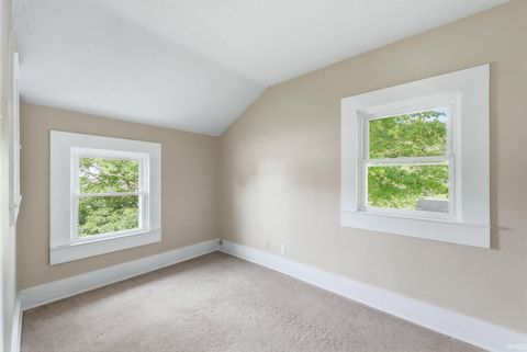 Tiny photo for 410 E 7th Street, Auburn, IN 46706 (MLS # 202618446)