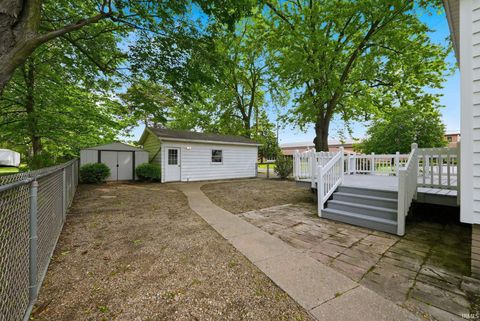 Tiny photo for 410 E 7th Street, Auburn, IN 46706 (MLS # 202618446)