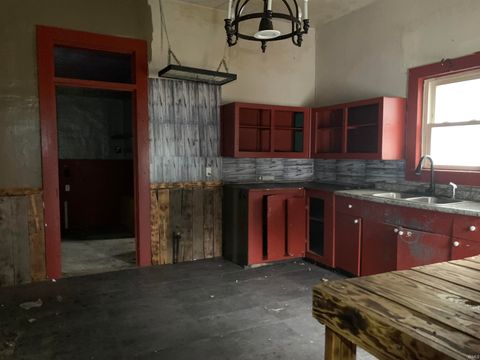 Tiny photo for 1804 Stevens Street, Logansport, IN 46947 (MLS # 202602682)