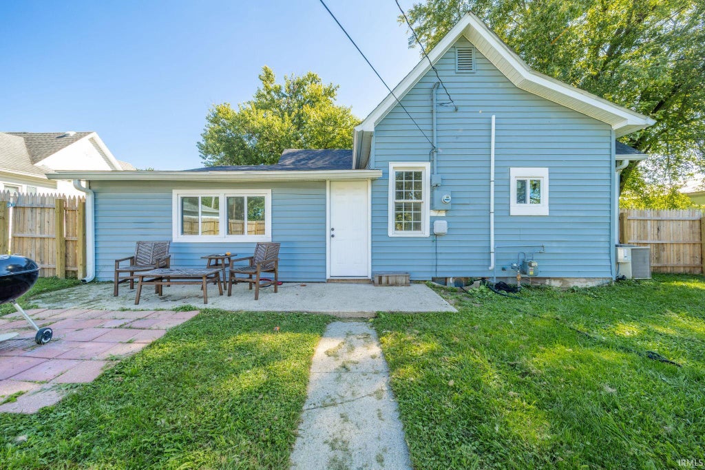 Photo of 2008 N D Street, Elwood, IN 46036 (MLS # 202632182)
