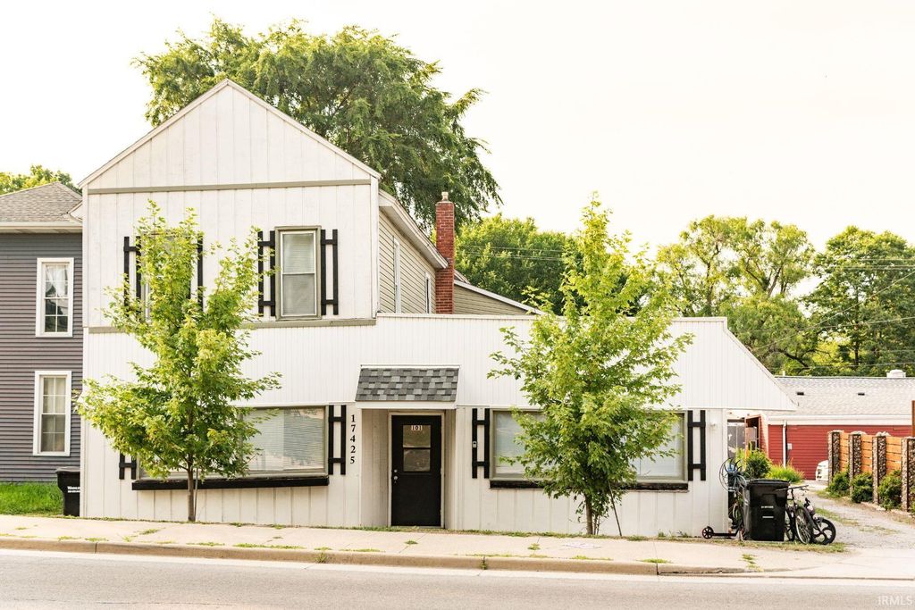 Photo of 17425 State Road 37, Harlan, IN 46743 (MLS # 202609539)