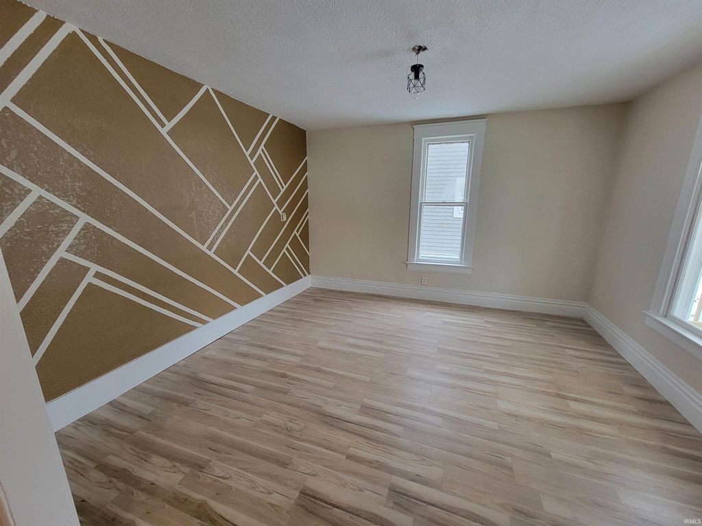 Photo of 3112 Plaza Drive, Fort Wayne, IN 46806 (MLS # 202601691)