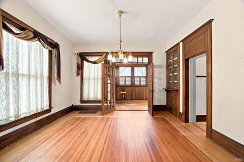 Tiny photo for 201 E Franklin Street, Delphi, IN 46923 (MLS # 202638072)