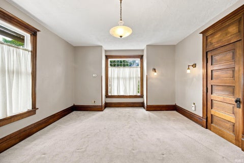 Tiny photo for 201 E Franklin Street, Delphi, IN 46923 (MLS # 202638072)