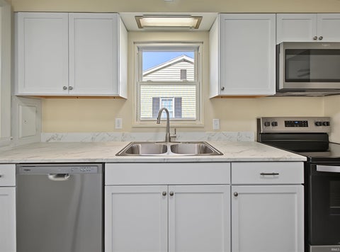 Tiny photo for 1501 S Ruston Avenue, Evansville, IN 47714 (MLS # 202643853)