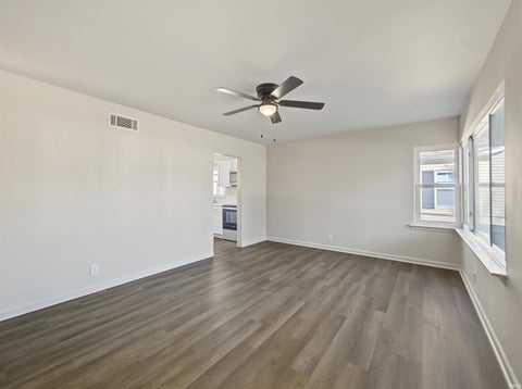 Tiny photo for 1501 S Ruston Avenue, Evansville, IN 47714 (MLS # 202643853)