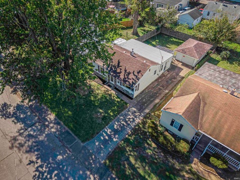 Tiny photo for 1501 S Ruston Avenue, Evansville, IN 47714 (MLS # 202643853)