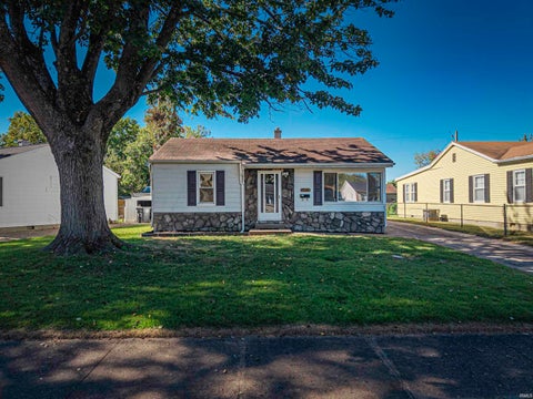 Photo of 1501 S Ruston Avenue, Evansville, IN 47714 (MLS # 202643853)