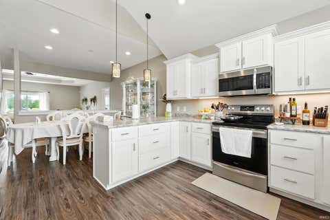 Tiny photo for 17009 Hamptons Parkway, New Haven, IN 46774 (MLS # 202632768)