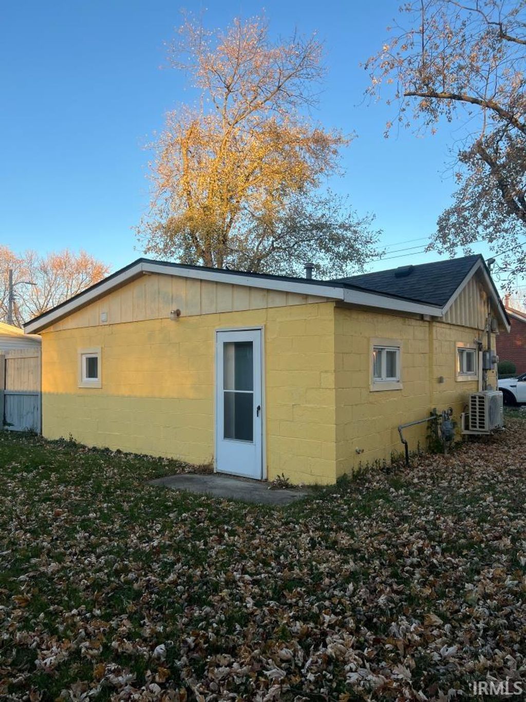 Photo of 524 Cherry Street, Greenfield, IN 46140 (MLS # 202546901)