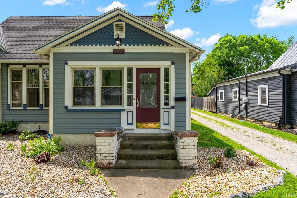 Photo of 205 W 4th Street, North Manchester, IN 46962 (MLS # 202619213)