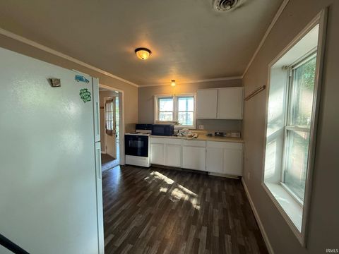 Tiny photo for 251 E Davis Street, Scottsburg, IN 47170 (MLS # 202537868)