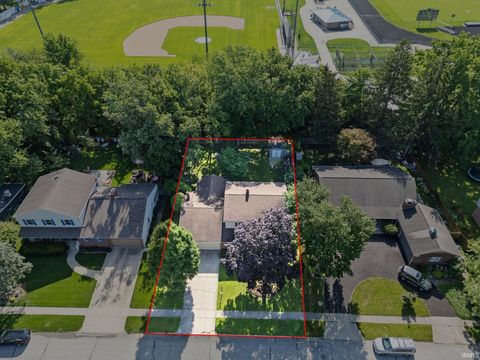 Tiny photo for 2325 Bennett Road, Lafayette, IN 47909 (MLS # 202626322)