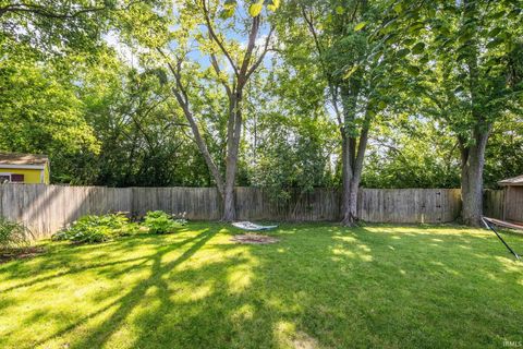 Tiny photo for 2325 Bennett Road, Lafayette, IN 47909 (MLS # 202626322)