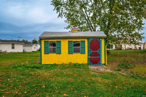 Tiny photo for 2900 S Andrews Road, Yorktown, IN 47396 (MLS # 202643788)
