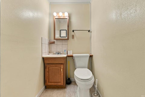 Tiny photo for 2900 S Andrews Road, Yorktown, IN 47396 (MLS # 202643788)